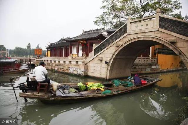 “豹”-2也拯救不了乌克兰，战场状况不断，泽连斯基下场已经注定